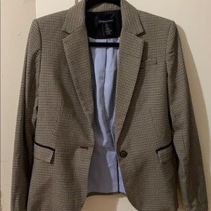 Preppy houndstooth blazer